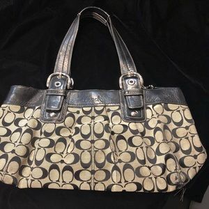 Iconic COACH bag!